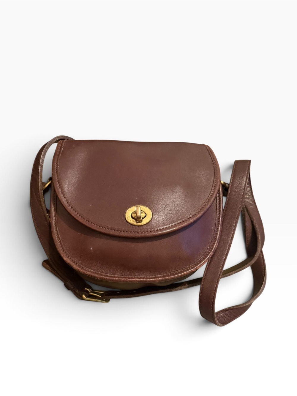 Vintage COACH Watson Dark Brown
Smooth Leather Small Flap Crossbody
Bag #9981
